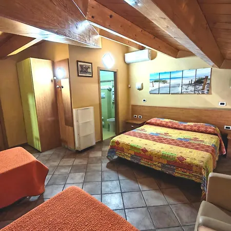 Homestay szállás Porto Recanati Zimmer *