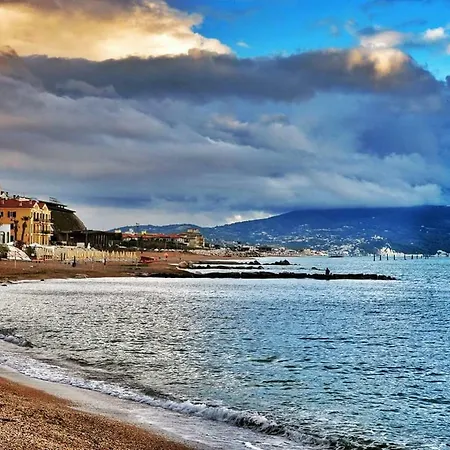 홈스테이 Porto Recanati Zimmer *